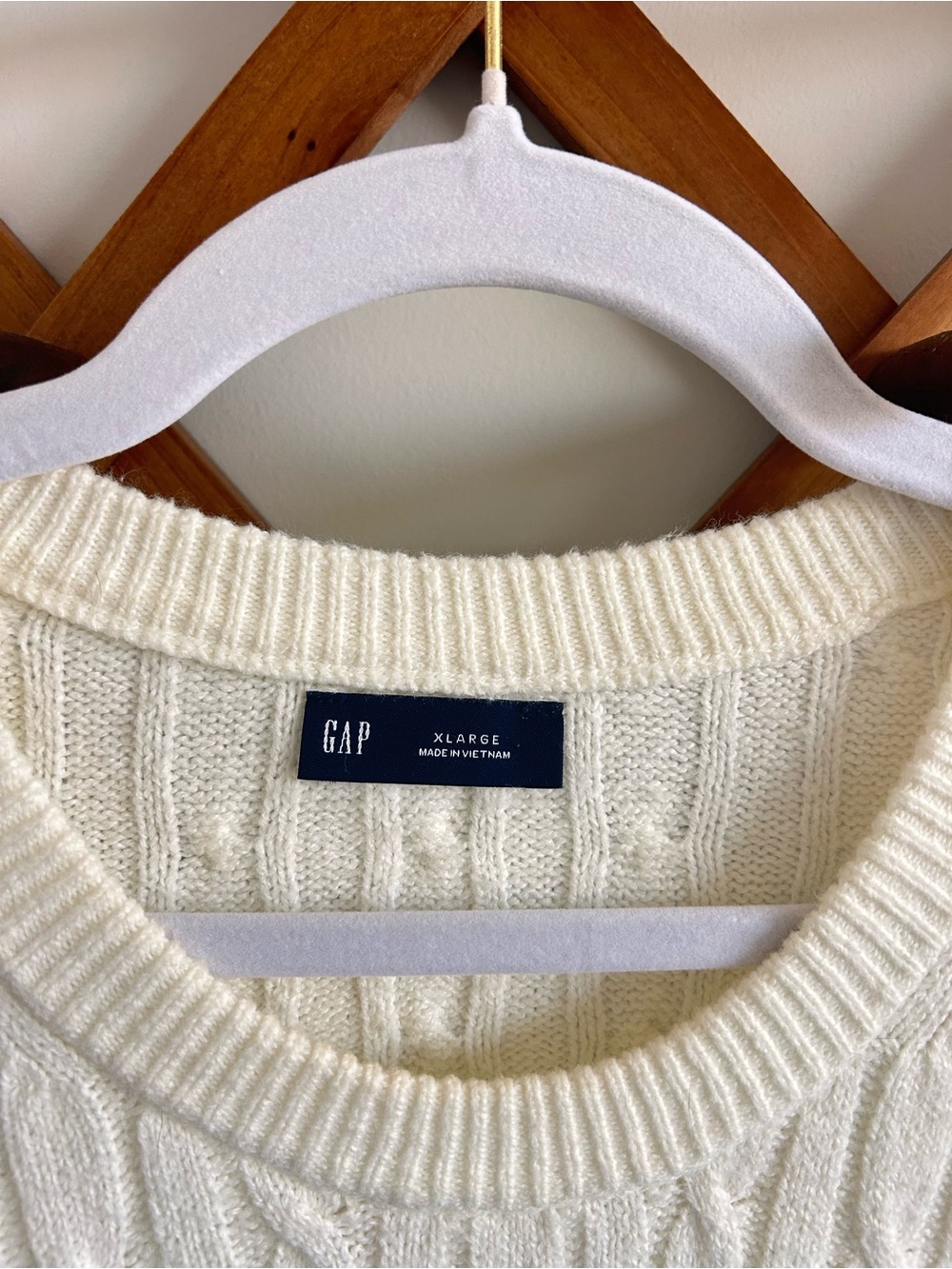 Gap Cream Cable Knit Sweater - Women's Cozy Crewneck - Picture 3 of 3